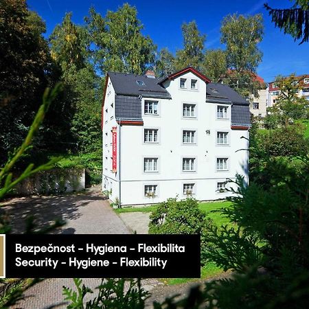 Pytloun Penzion Zeleny Haj Liberec Buitenkant foto